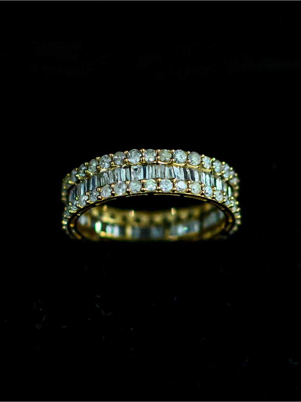 1 Carat Natural Diamond in 18K Gold, size 7